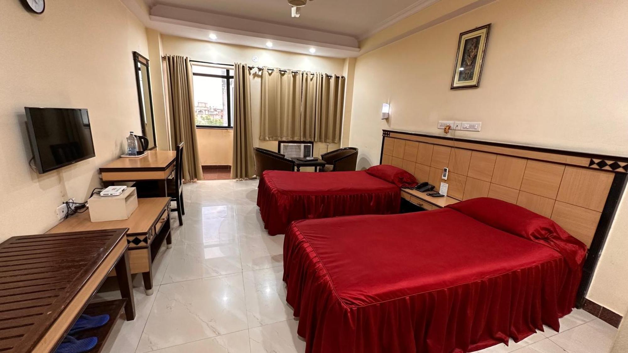 Hotel Sriyash Regency Bhāgalpur Zewnętrze zdjęcie