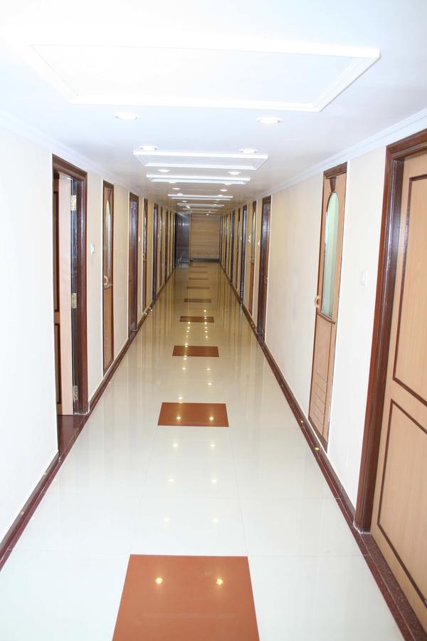 Hotel Sriyash Regency Bhāgalpur Zewnętrze zdjęcie