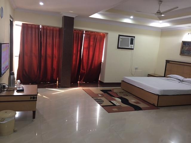 Hotel Sriyash Regency Bhāgalpur Zewnętrze zdjęcie