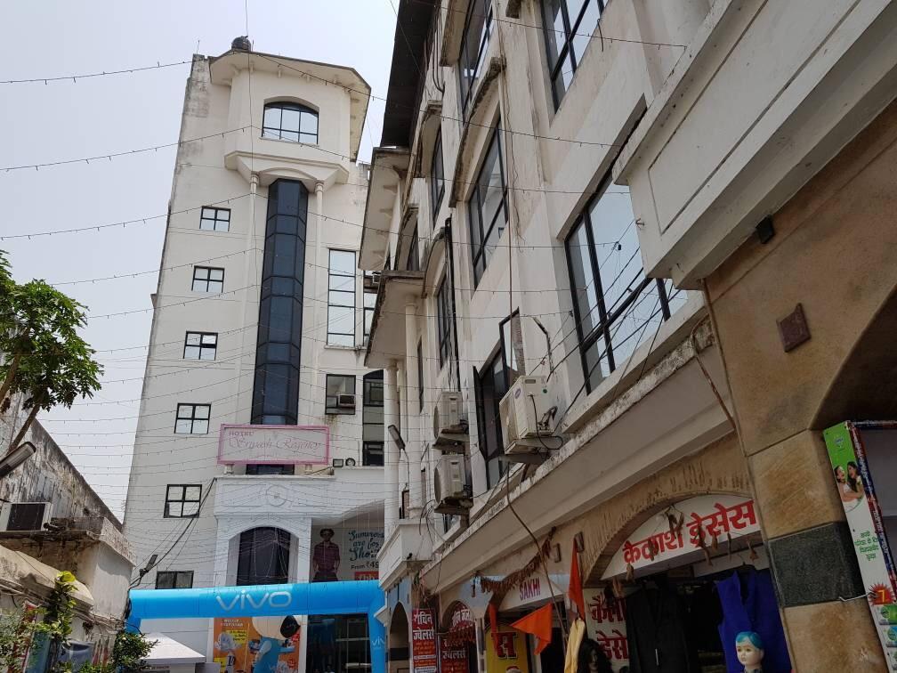 Hotel Sriyash Regency Bhāgalpur Zewnętrze zdjęcie